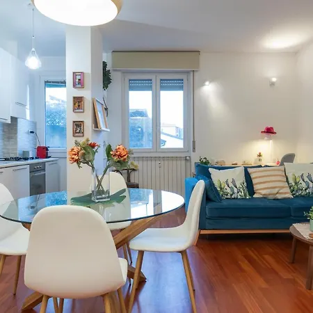 I Host Apartment - Cermenate 9 Milano Esterno foto